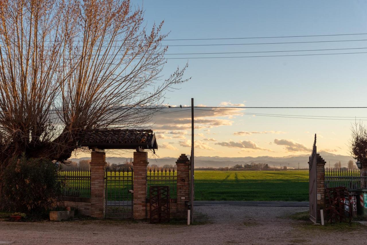 Agriturismo Garzole Кастельфранко-Эмилия Экстерьер фото